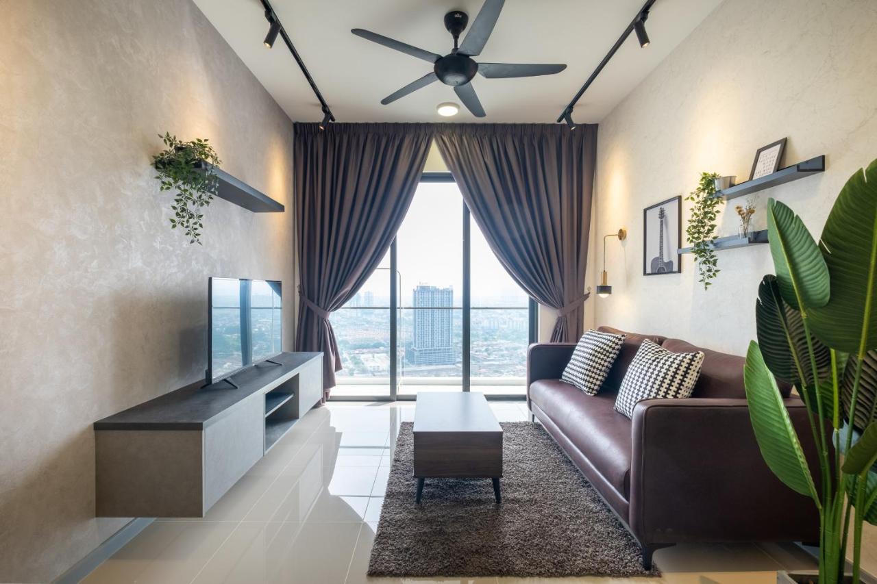 Contemporary United Point 6 Pax 现代风格 Desa Park & Mont Kiara Apartment Куала Лумпур Екстериор снимка