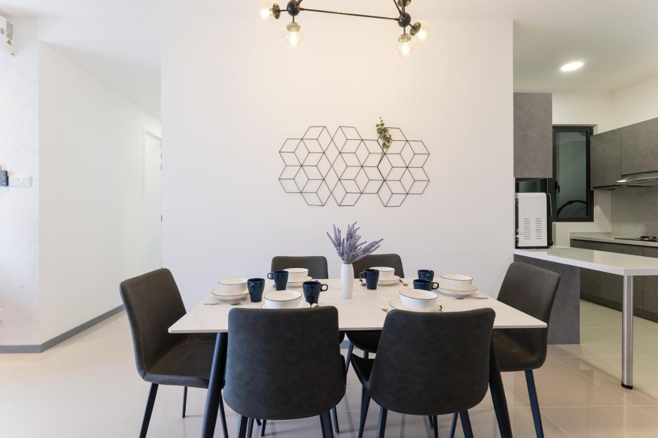 Contemporary United Point 6 Pax 现代风格 Desa Park & Mont Kiara Apartment Куала Лумпур Екстериор снимка